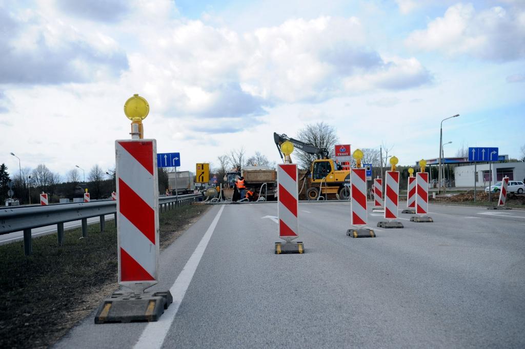 Degpunktā – ceļu būves kvalitāte