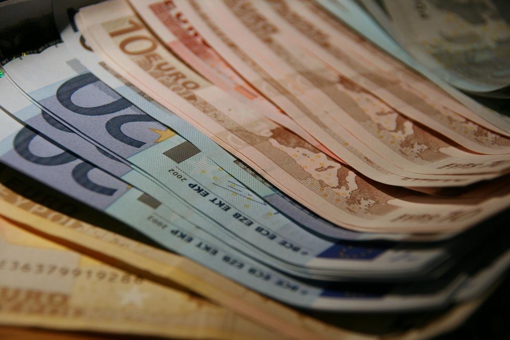 Strādājošo ienākumi Latvijā pārsnieguši pirmskrīzes līmeni