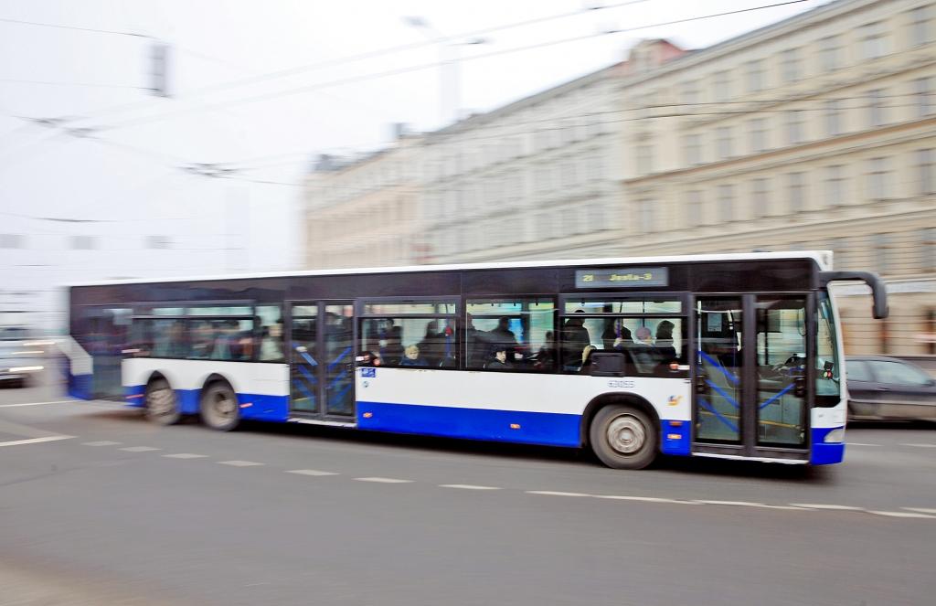 Rīgas satiksmes autobusos iespējams tikt pie invalīda statusa
