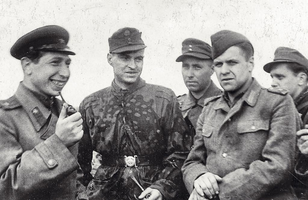 Gultā ar sarkanarmieti