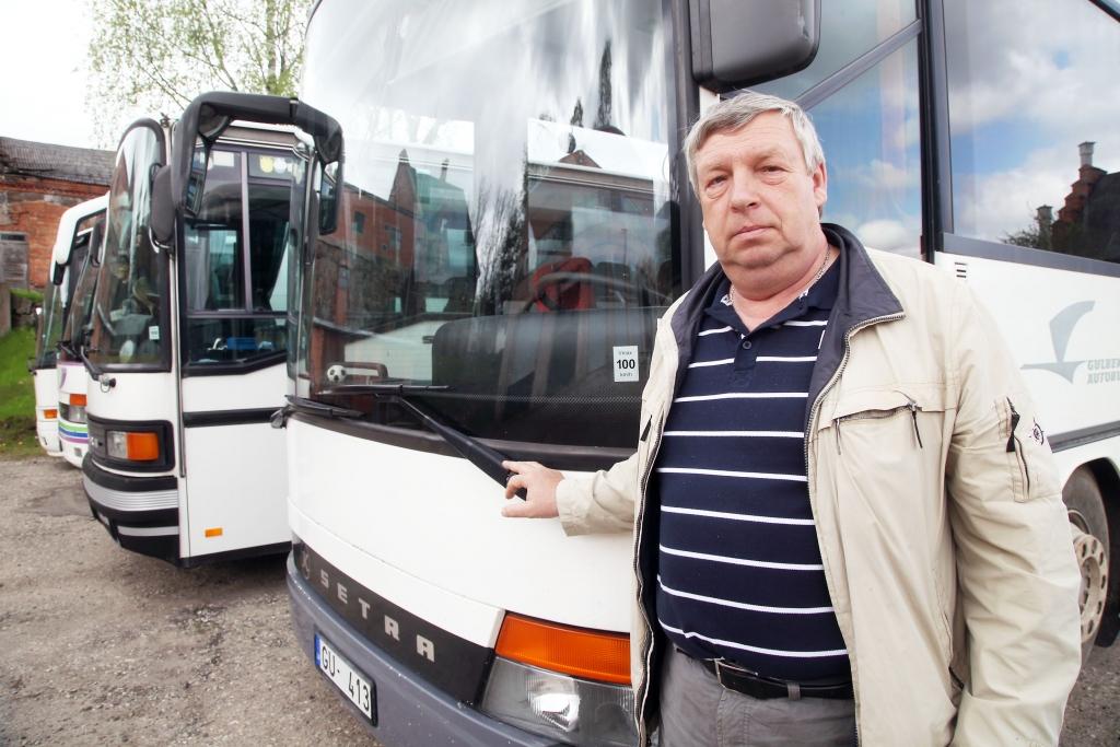 “Gulbenes autobusam” – vadītājs ar pieredzi