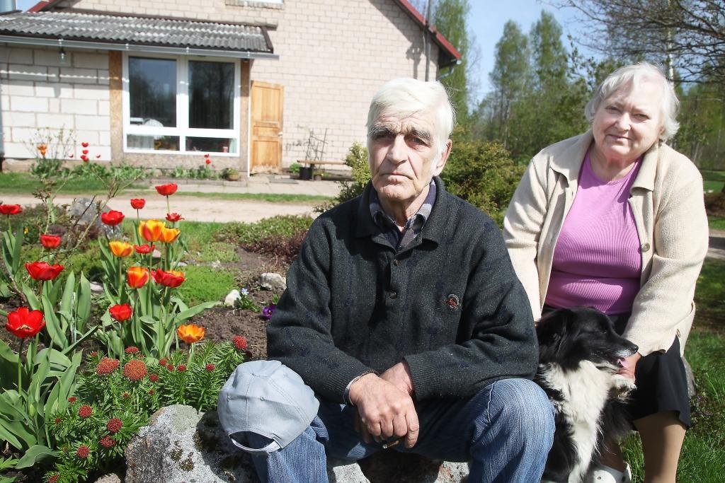 Neesam bagāti, bet laimīgi