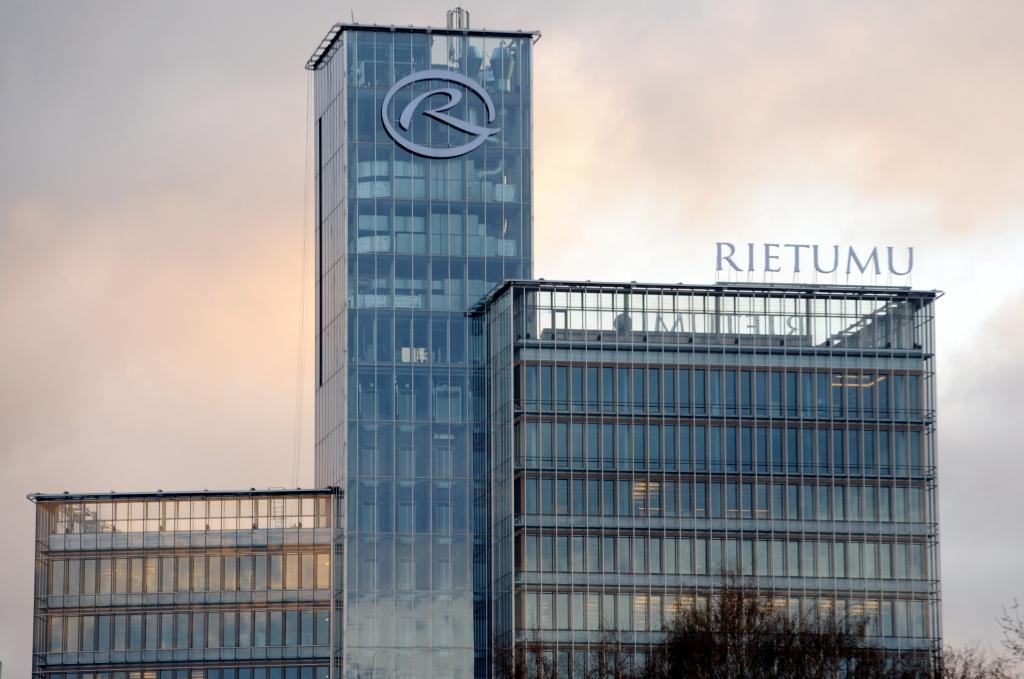 Rietumu bankai jāmaksā 35 tūkstošu eiro sods