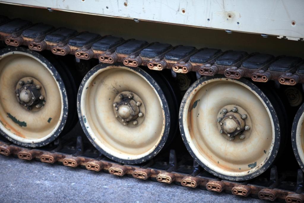 Krievija pārtrauc militārās tehnikas un ieroču tranzītu uz Afganistānu