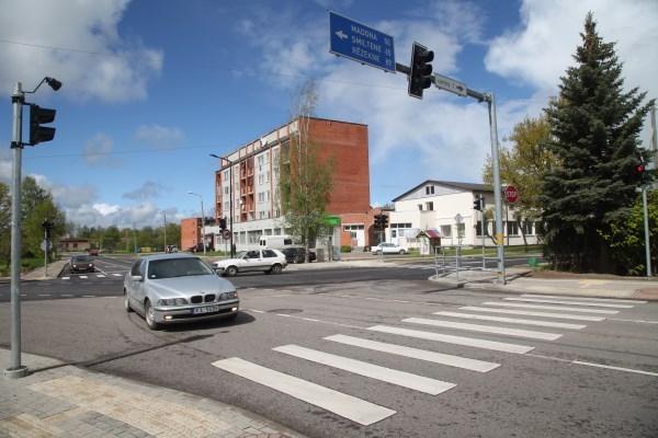 Uzmanību – luksofori!