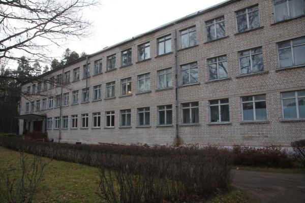 Pārņems īpašumā un iznomās?