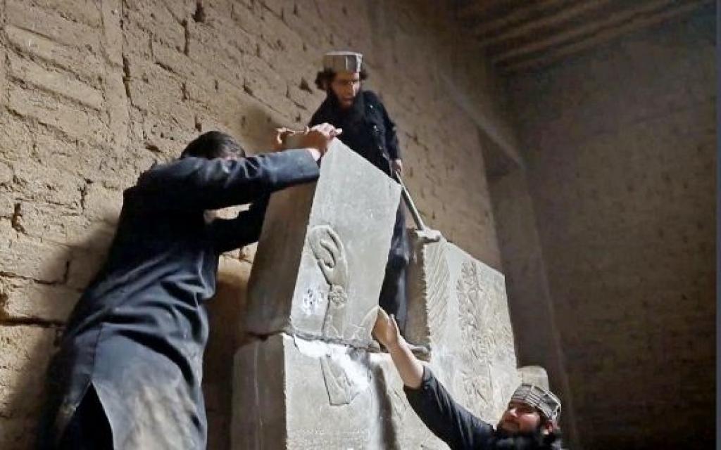 Džihādisti iznīcina senvietas un piesedz kultūrvērtību izvešanu