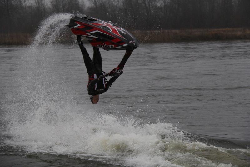"Vonadziņos" - Latvijas čempionāts un Baltijas čempionāta 1.posms ūdens motocikliem