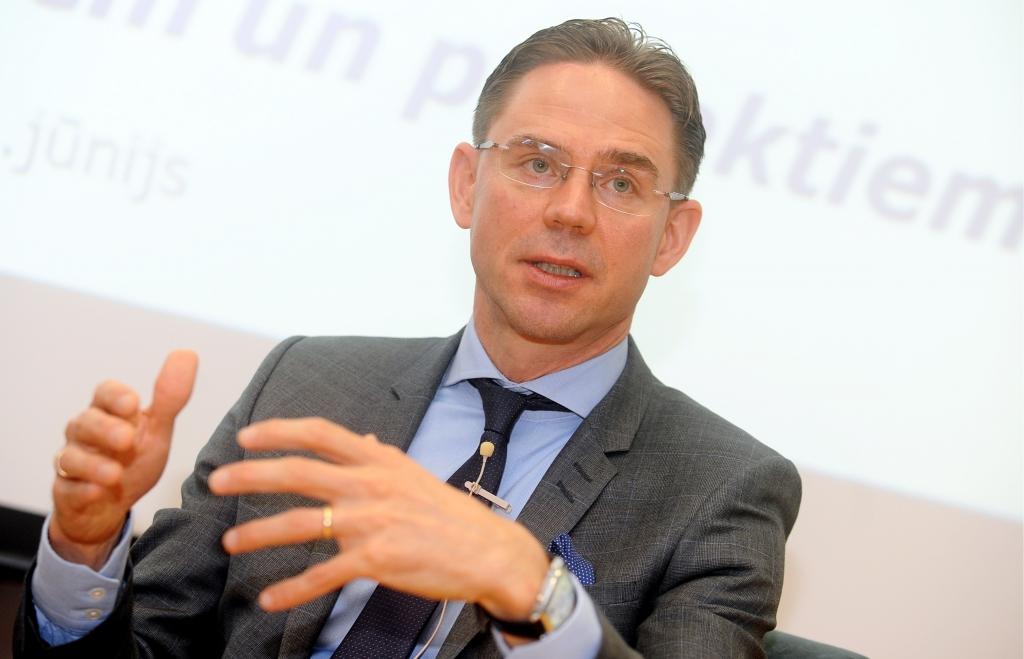 EK viceprezidents norāda uz trim iespējām attīstīt mazos un vidējos uzņēmumus Latvijā