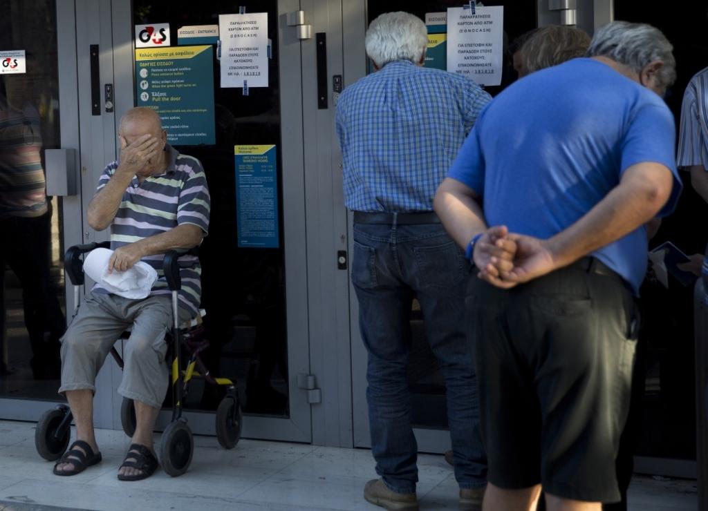 Avots: Grieķijas bankas paliks slēgtas