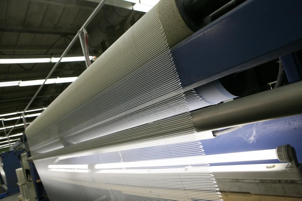Piekrīt samazināt elektrības rēķinus aptuveni 60 energoietilpīgiem uzņēmumiem