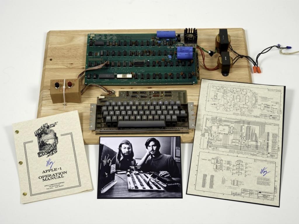 Foto: Tehnoloģiju giganta Apple pirmsākumi