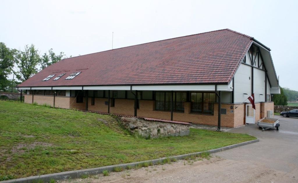 Valmiermuižas alus zelteru izgatavošanai iepirks 20 tonnas ogu un augļu