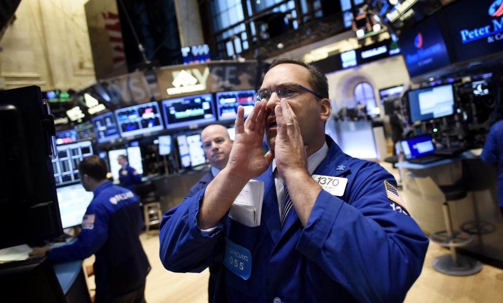Investors: Akcijas būtu jāpērk