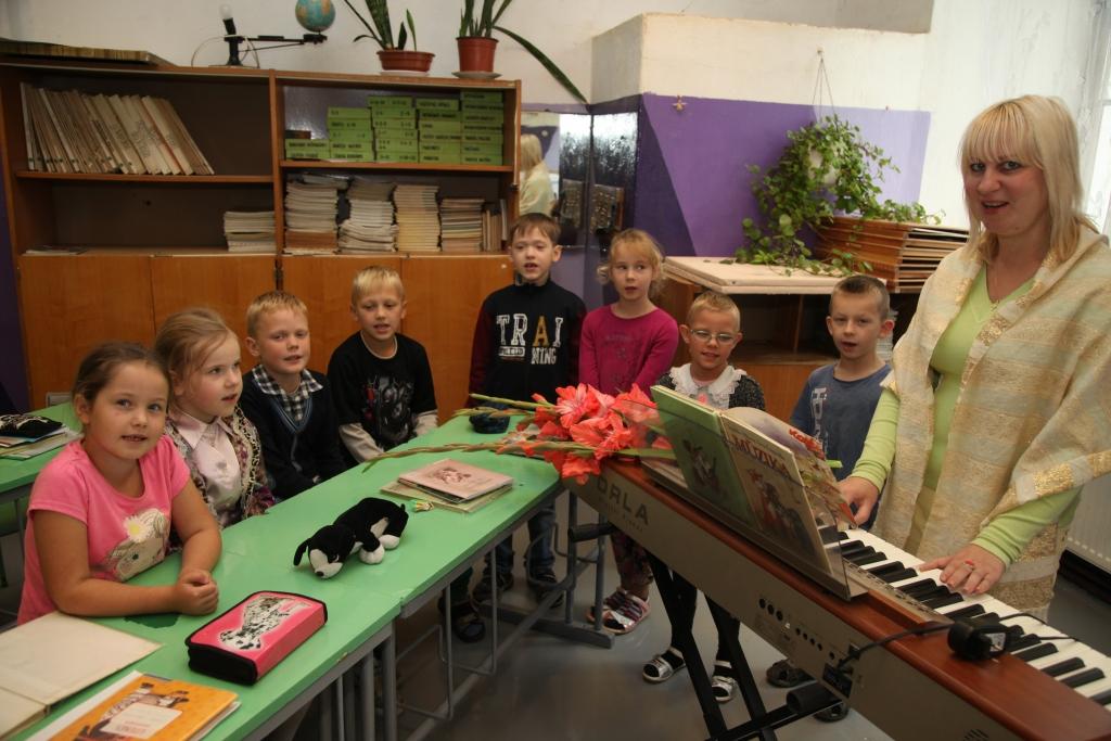 Skola ar 44 bērniem
