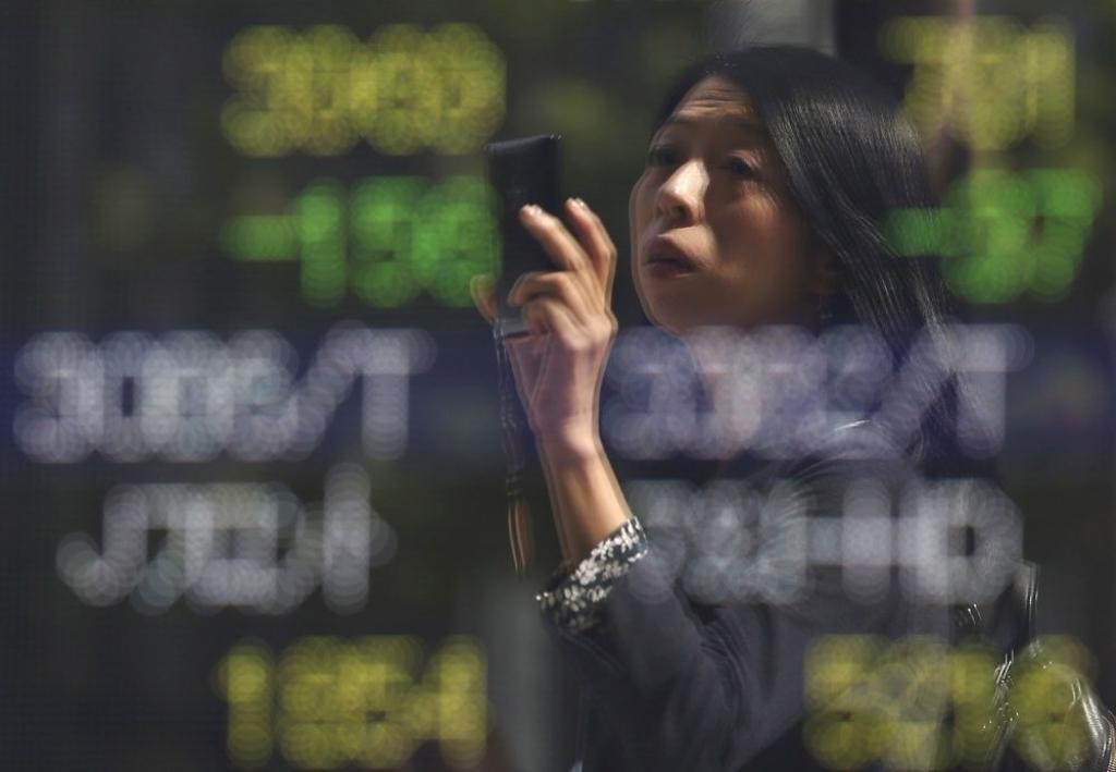 Investors: Ceturksnis atnesa korekciju