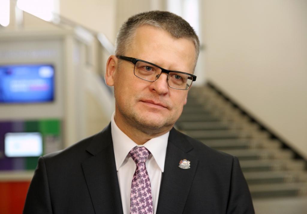 Belēvičs vēloties panākt, lai ģimenes ārsti ievēro sev noteiktās kvotas uz valsts apmaksātiem izmeklējumiem
