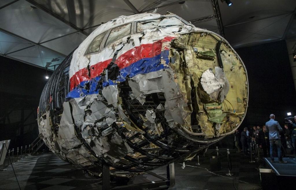 Foto: Rekonstruētā Malaysia Airlines reisa MH17 lidmašīna