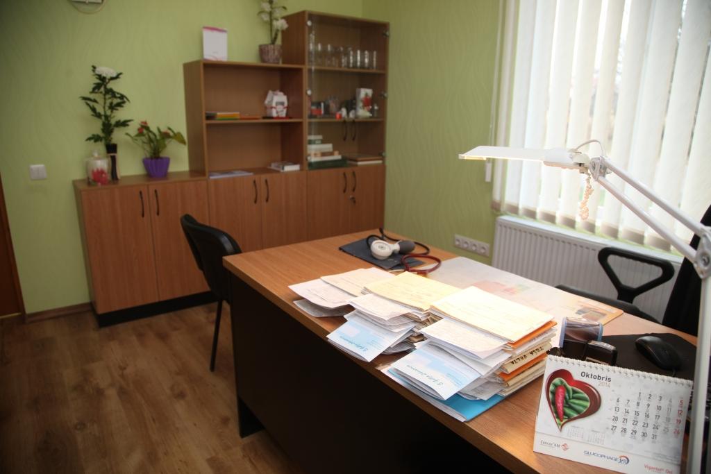 Ģimenes ārsti saņem brīdinājuma vēstules