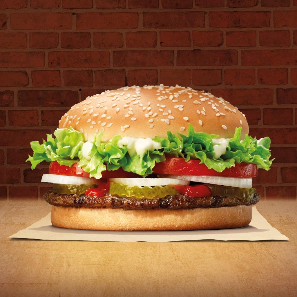 Atvērs pirmo peldošo ātrās ēdināšanas restorānu Burger King