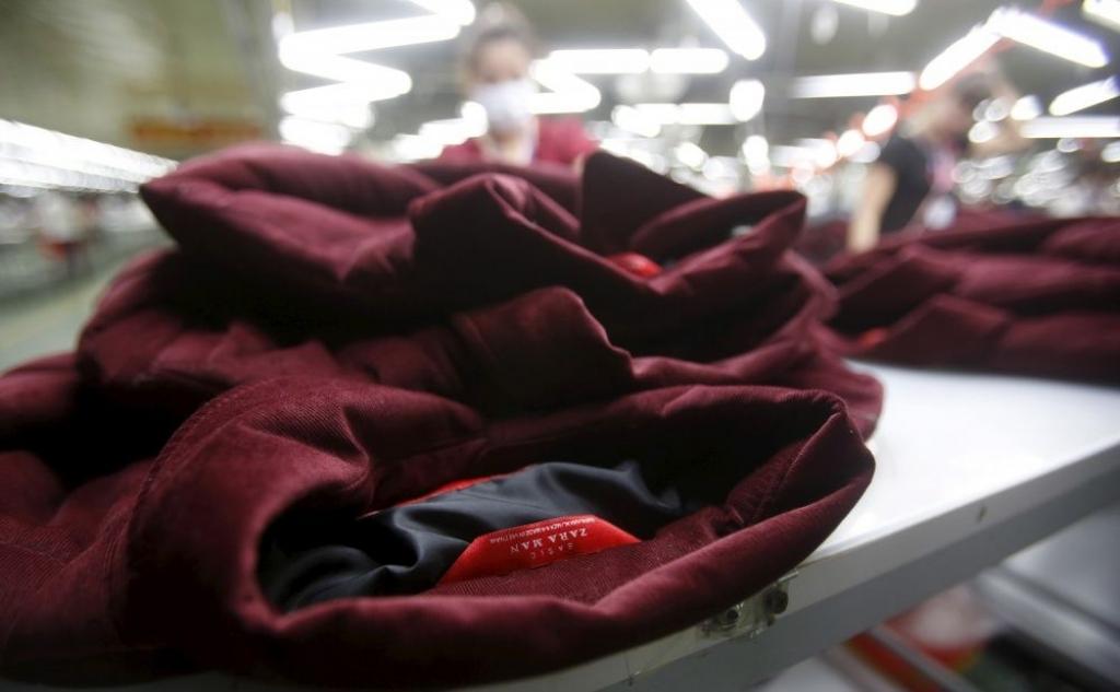 Ieskaties Vjetnamas rūpnīcā, kur šuj zīmolam Zara