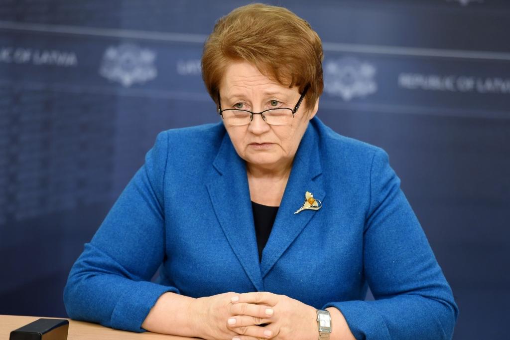 Papildināta - Straujuma: Matīss valdībai piedāvāja priekšlikumu, kuru pirms tam pats kritizēja