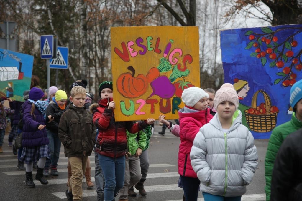 Slavē putru un vides saudzēšanu