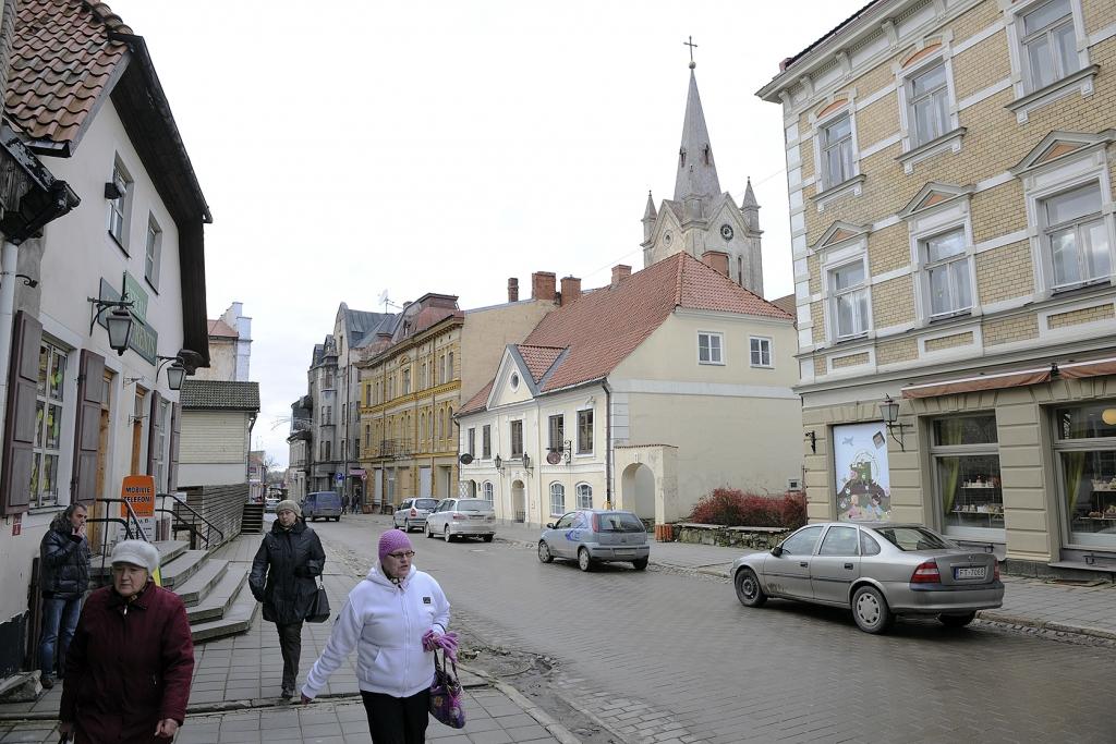 Pašvaldības uz 2016. gadu skatās pozitīvi