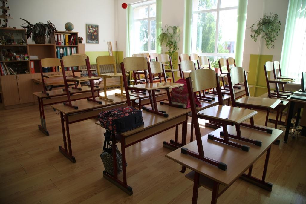 Pedagogi streikos savās darba vietās