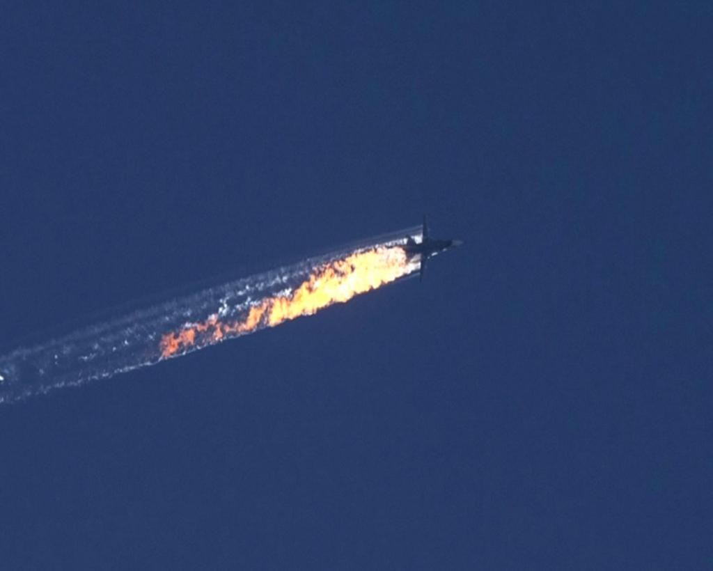 Turcija publisko audio ierakstu ar brīdinājumiem notriektā Su-24 apkalpei
