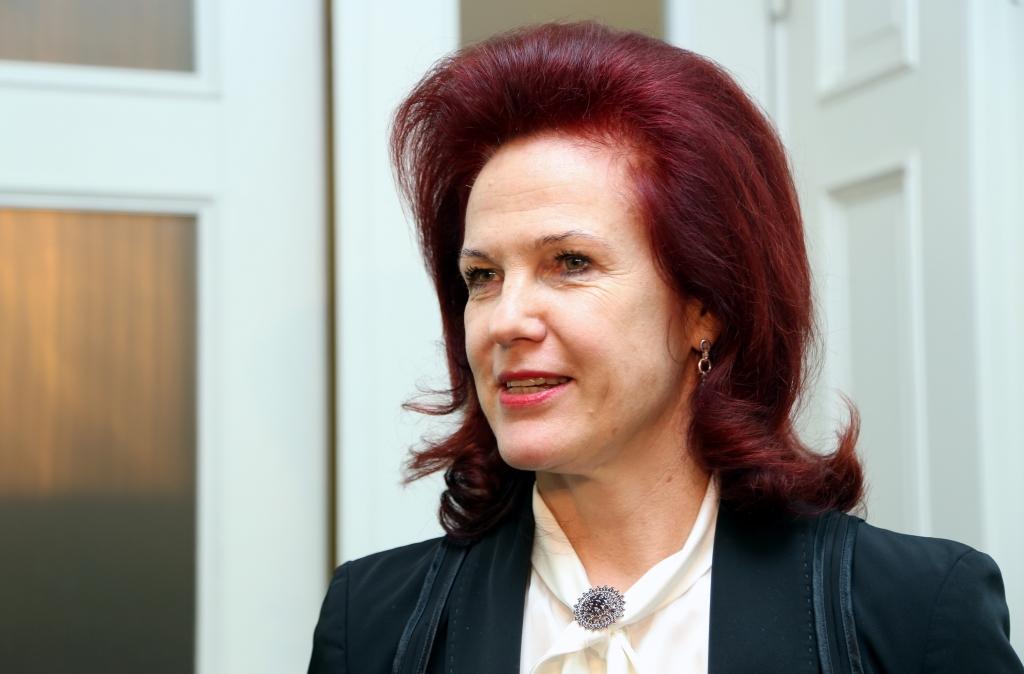 Āboltiņa: Nav iemesla apstrīdēt principu premjera amatam virzīt partijas vadītāju