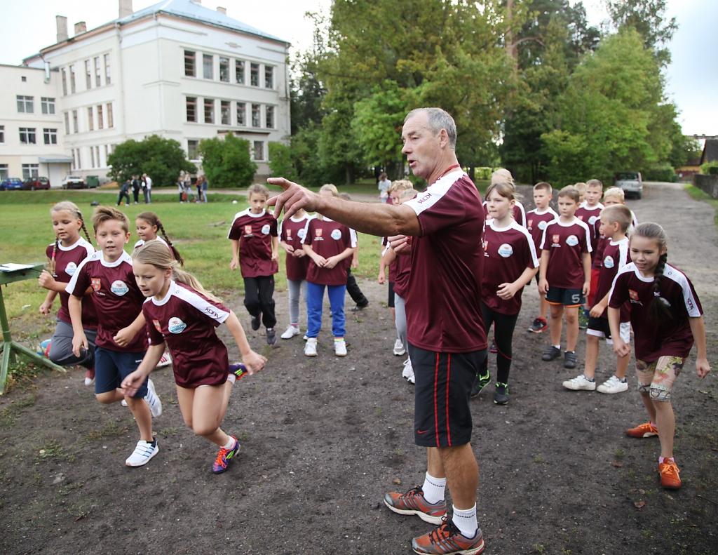 Aicina jaunus dalībniekus projekta "Sporto visa klase" 5.sezonai