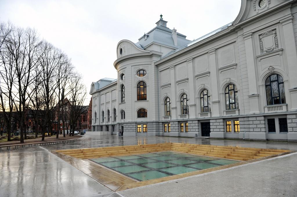 Rāmis ir, gaidām mākslu