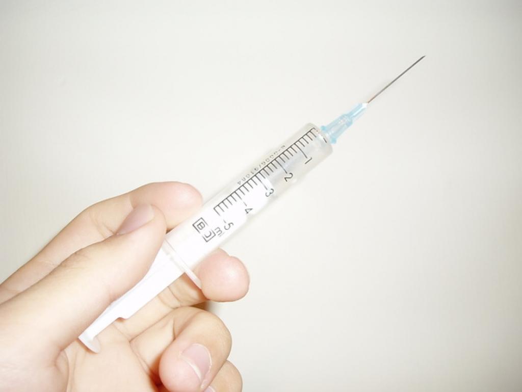Valdība atbalsta mediķu algu palielināšanu no nākamā gada vidēji par 7%