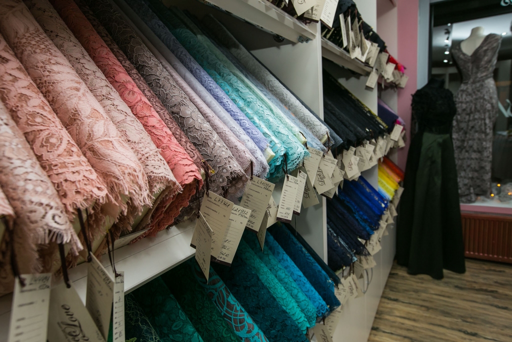FOTO: Mežģīņu veikala Lace To Love izveidē investēti 20 000 eiro  