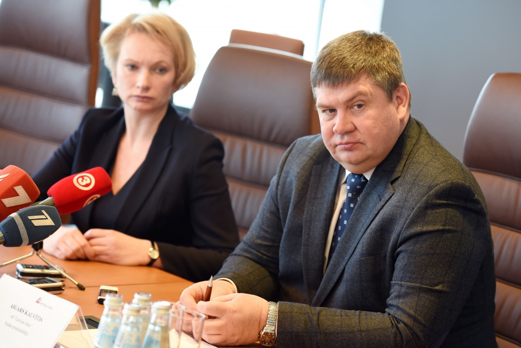 Latvijas gāze piesauc politiskās spēlītes