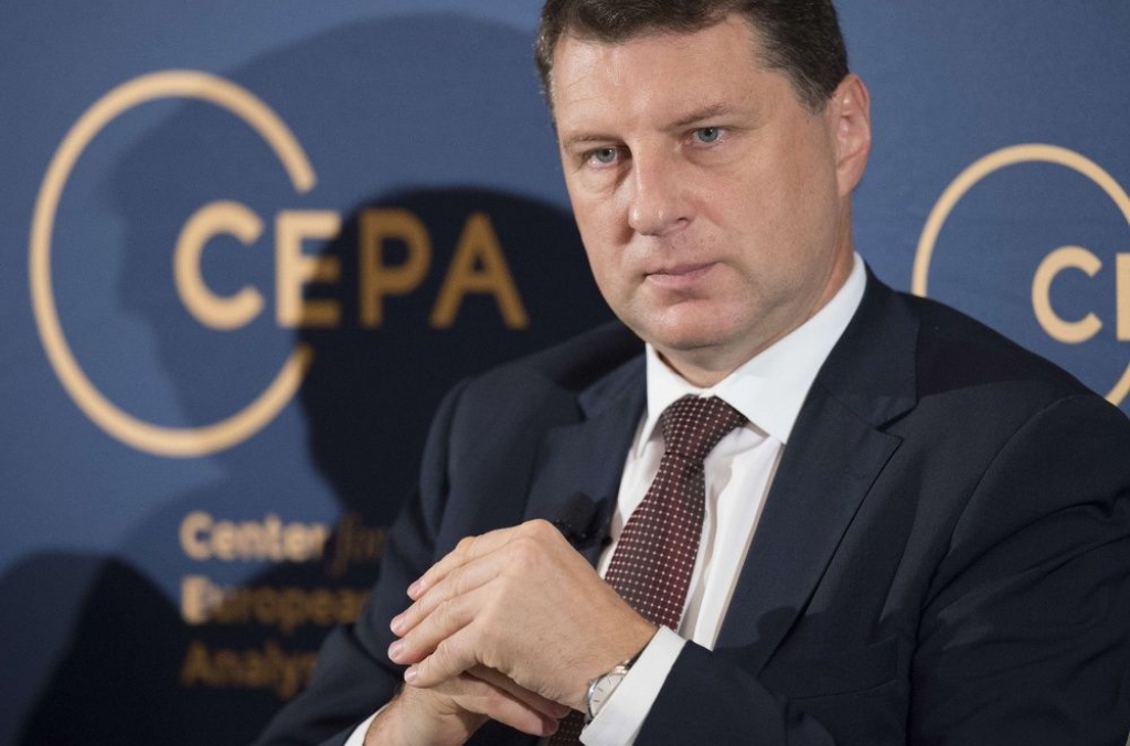 Prezidenta vispārējais veselības stāvoklis pēc vakar veiktās sirds operācijas stabilizējas