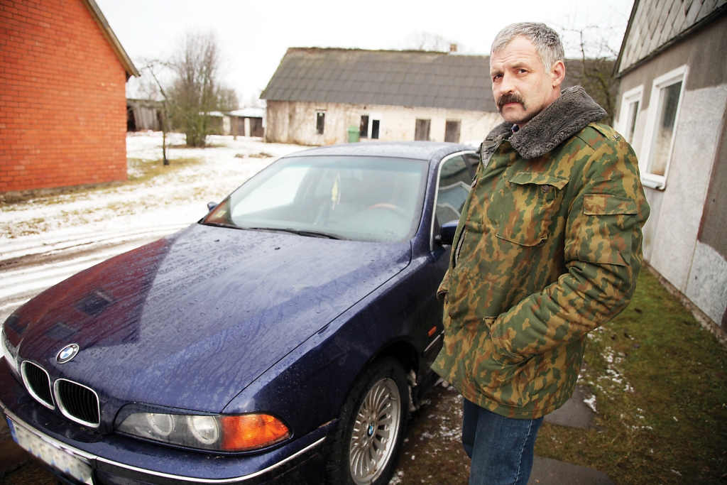 Šoferis prasa kompensāciju no valsts