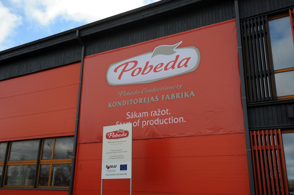FOTO: Jaunatklātā Pobeda Confectionery Ventspils fabrika