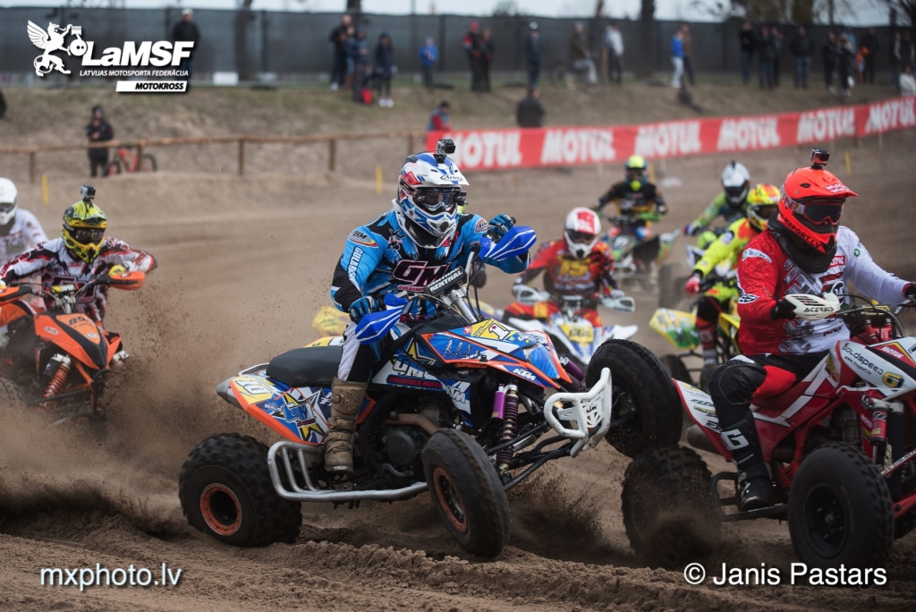 Motosportisti atklāj sezonu
