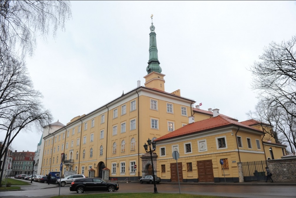 Valsts prezidenta kanceleja Rīgas pils telpās konstatējusi virkni vizuālo un tehnisko defektu