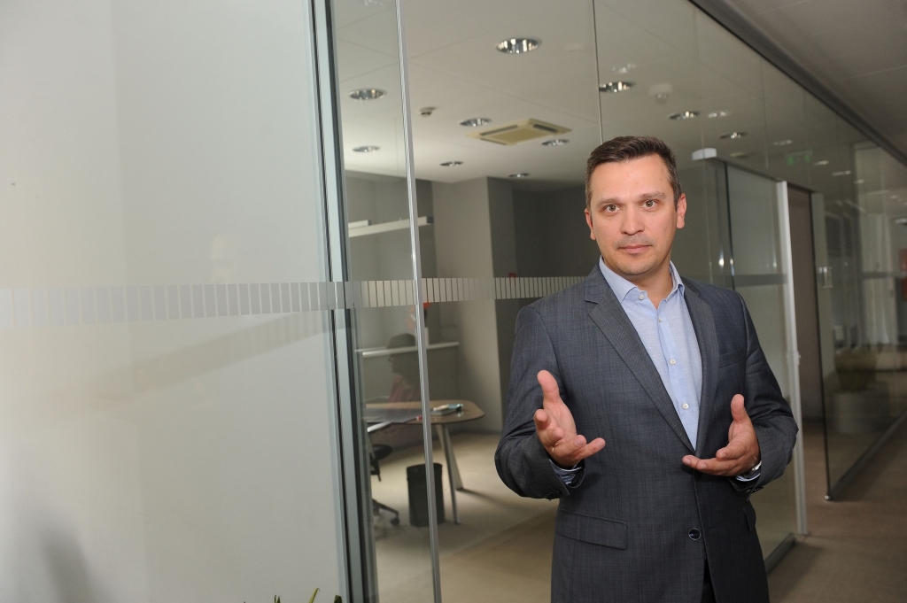 Laužas televizoru un datoru tirdzniecībā