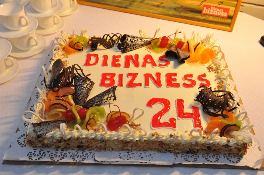 FOTO: Laikrakstam Dienas Bizness 24 gadi!