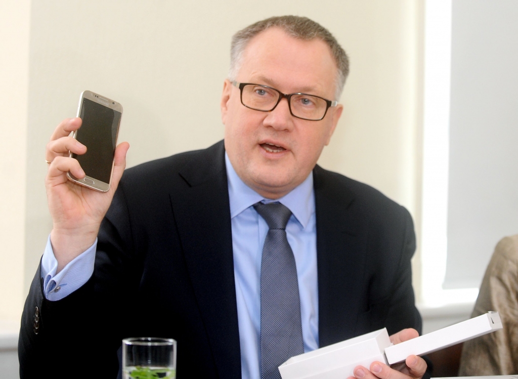 Duelis par LMT un Lattelecom apvienošanu gaidāms nākamnedēļ