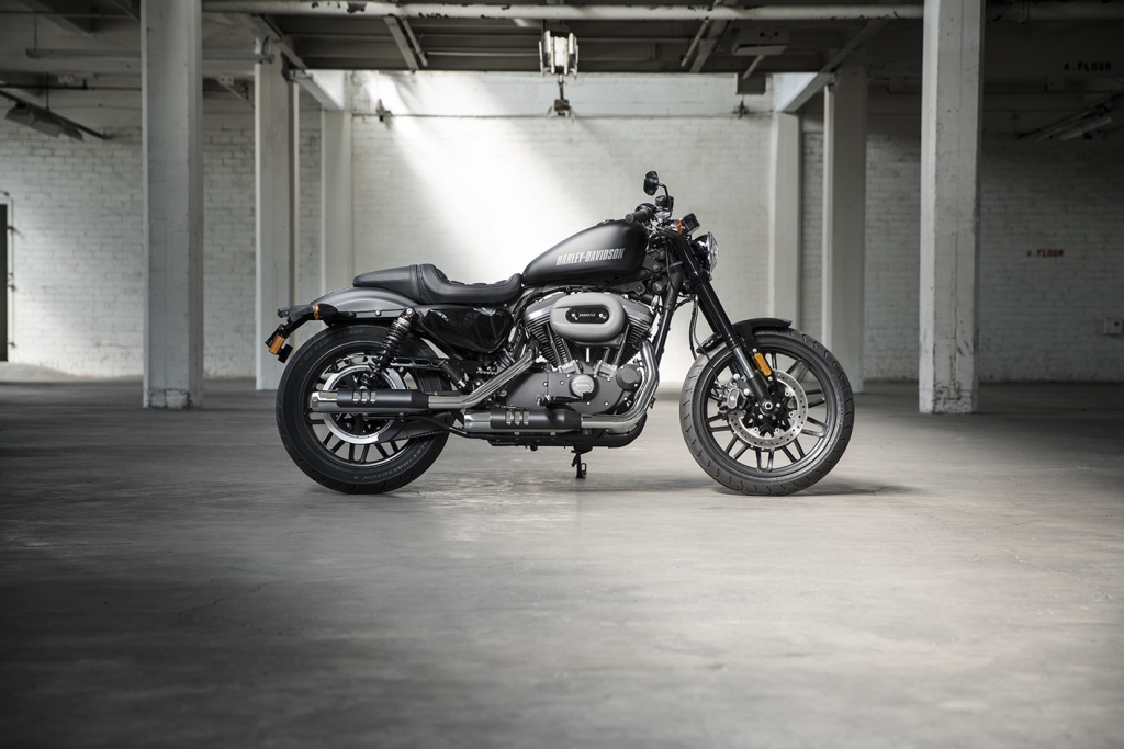 FOTO: Jaunais Harley-Davidson Roadster