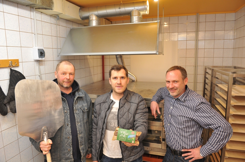 Sākam biznesu: Hokejists Karsums kārdina ar maizi