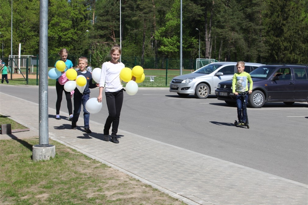 Foto: Pēdējais zvans Gulbenes vidusskolā