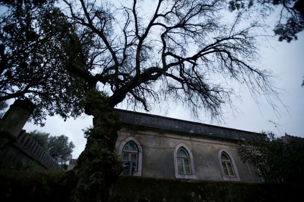 FOTO: Portugāles šausminošā spoku māja
