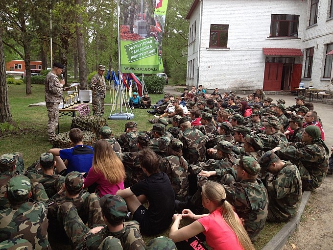 "Vīru spēlēs 2016" Gulbenes jaunsargu komandai - 2.vieta