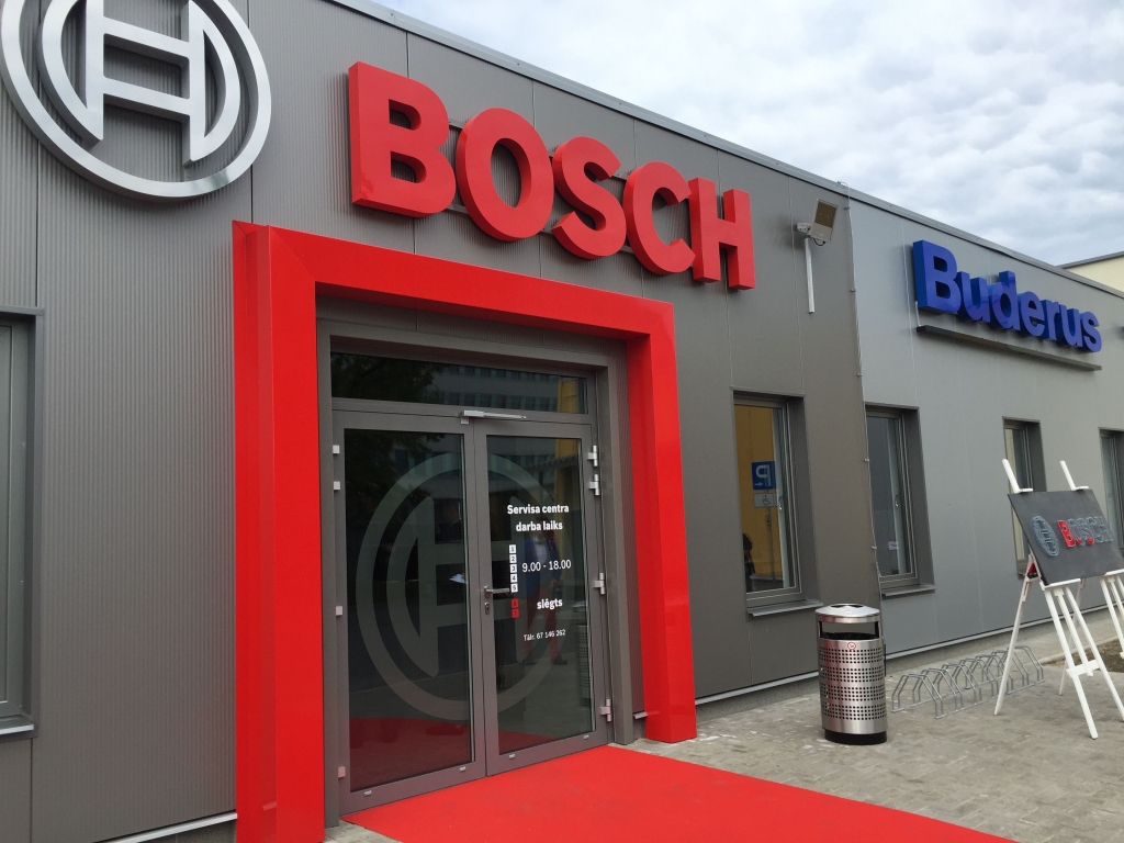 Papildināta ar FOTO: Bosch servisa pakalpojumu centra izveidē iegulda vairāk nekā miljonu eiro